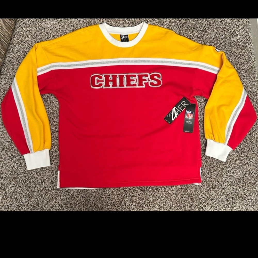 Women’s Medium Chiefs Crewneck Sweater NWT